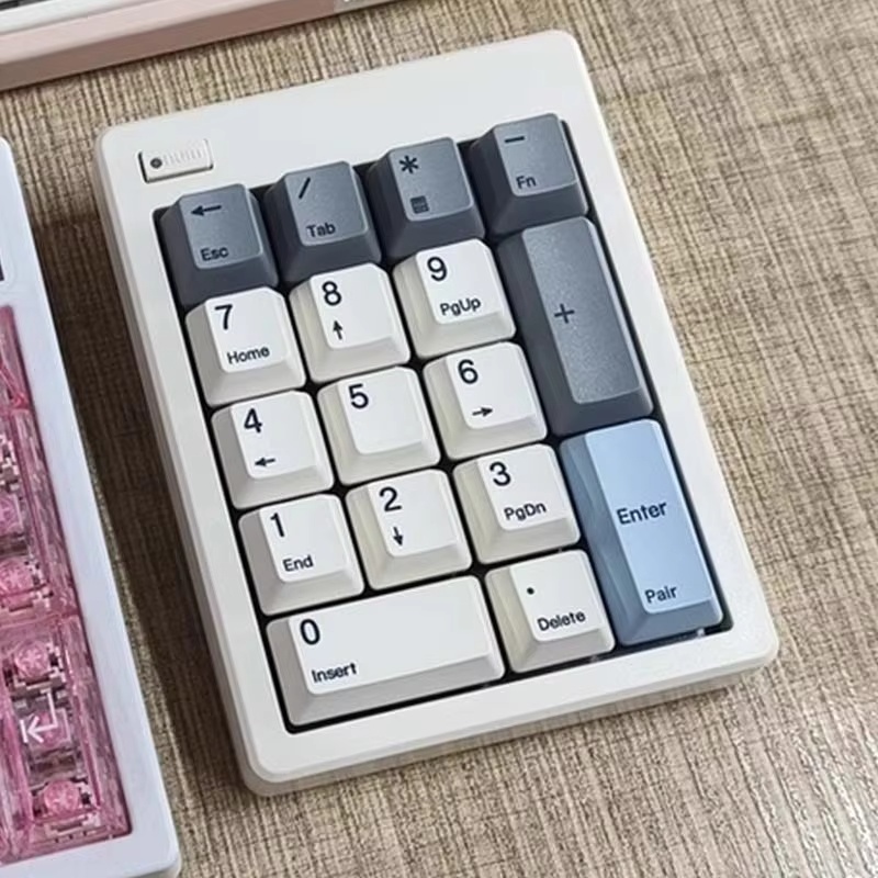 Magic-Force MF17  Wireless Mec - Mechanical Keyboard 评论和价格